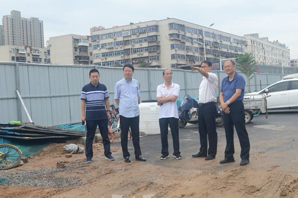 bet手机版官方网站-bet(中国)党委书记秦广远调研西站路工程