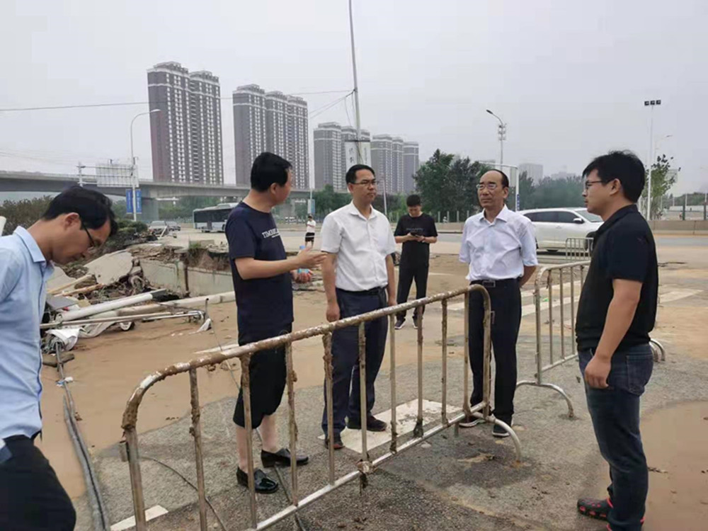 bet手机版官方网站-bet(中国)党委书记、董事长、总经理秦广远赴市政项目检查指导灾后恢复重建工作