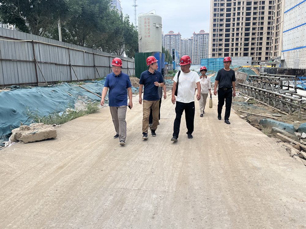 bet手机版官方网站-bet(中国)领导深入市政二部检查安全生产和防汛工作